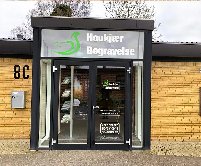 Stoholm Begravelsesforretning - Bundgaards Eftf. - Houkjær Begravelse, bedemand i Vejle