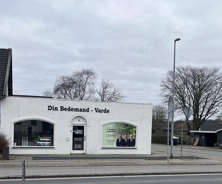 Varde Begravelsesforretning - Claus Madsens eftf. - Houkjær Begravelse, bedemand i Varde