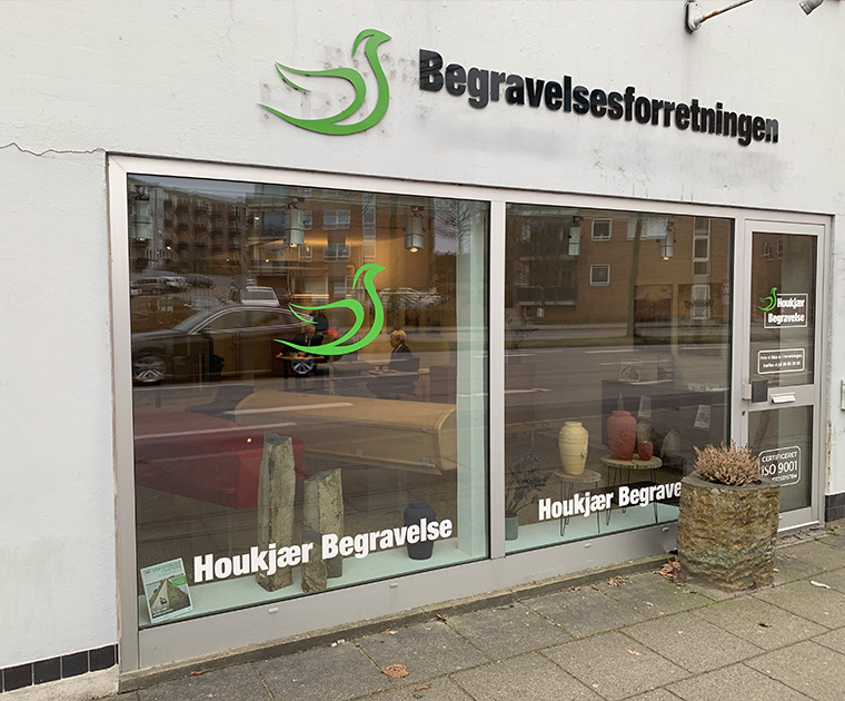 Silkeborg Begravelse – Houkjær Begravelse, bedemand i Silkeborg