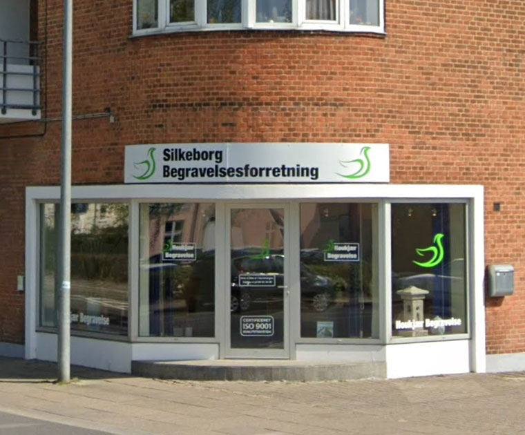 Kristoffersens Begravelsesforretning - Houkjær Begravelse, bedemand i Silkeborg