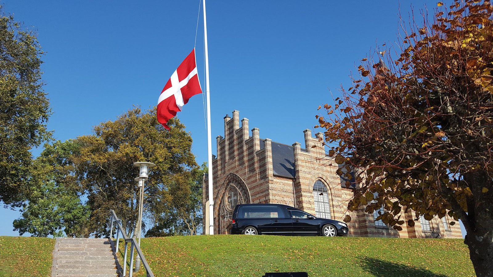 Skammelsens Begravelsesforretning v/Annie Skammelsen Larsen, bedemand i Hobro
