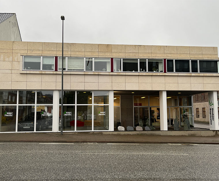 Herning Begravelse - Genegas Eftf. - Houkjær Begravelse, bedemand i Herning