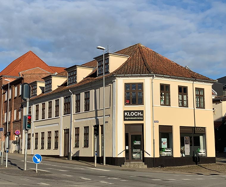 Klochs Begravelsesforretning Skive - Houkjær Begravelse, bedemand i Skive