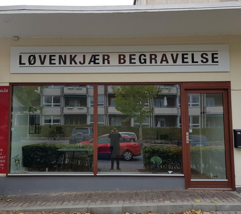 Løvenkjær Begravelse, bedemand i Lyngby