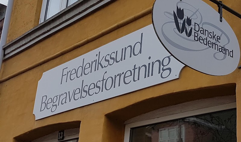 FREDERIKSSUND BEGRAVELSESFORRETNING ApS, bedemand i Frederikssund
