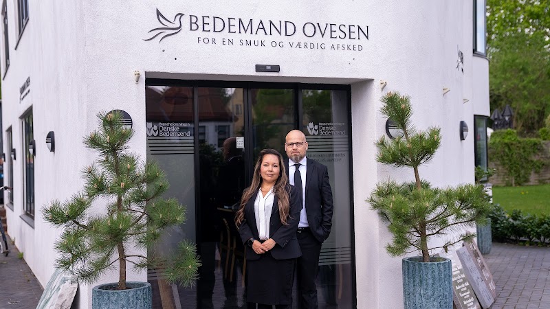 Bedemand Ovesen A/S, bedemand i Odense C