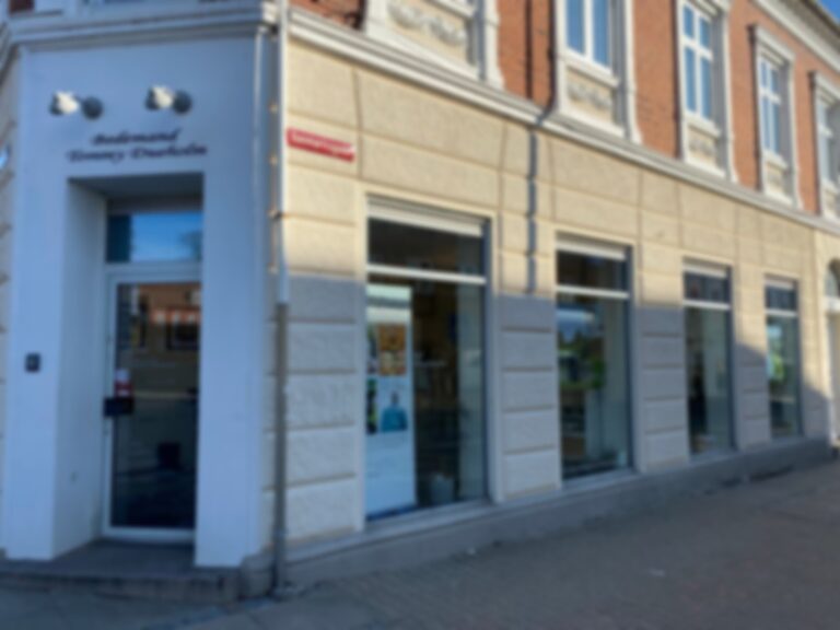 Fredericia Begravelsesforretning – Tommy Dueholm Eftf. – Houkjær Begravelse, bedemand i Kolding